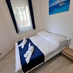 Karinthy Ház Hétvégi ház Siófok