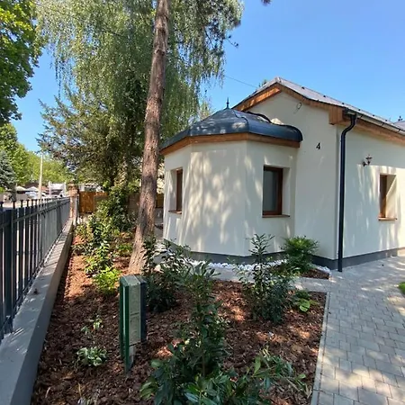 Karinthy Haz منزل ريفي