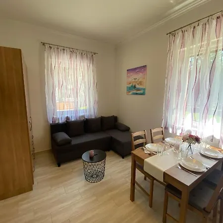 Karinthy Haz منزل ريفي شيوفوك