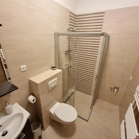 منزل ريفي Karinthy Haz شيوفوك