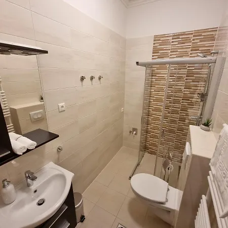 منزل ريفي Karinthy Haz شيوفوك