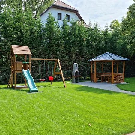 Karinthy Haz Country house Siofok