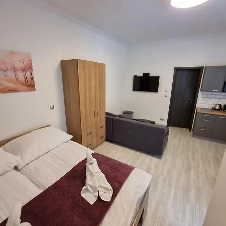 Karinthy Haz カントリーハウス *