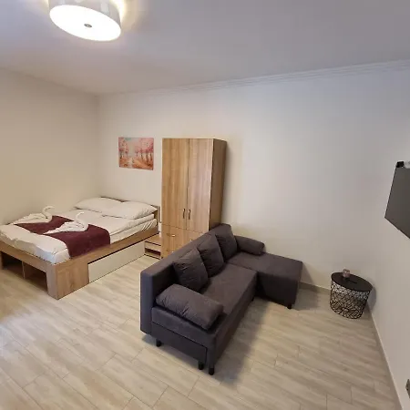 Karinthy Haz * シオーフォク