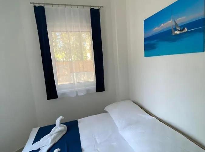 カントリーハウス Karinthy Haz シオーフォク