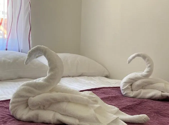 カントリーハウス Karinthy Haz シオーフォク