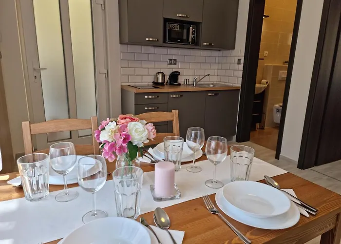 Karinthy Haz * シオーフォク